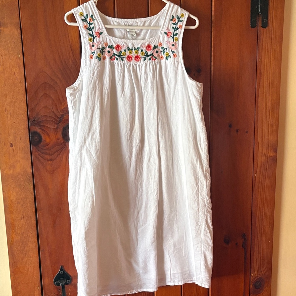 J crew Embroidered White womans Dress